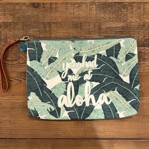 you had me at aloha clutch